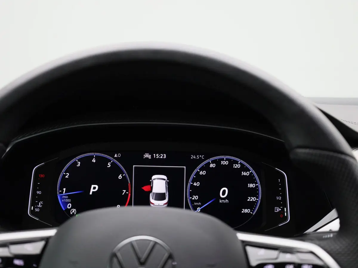 2.0 TSI R-Line Business+ | Automaat | Apple Carplay / Android Auto | Camera | Parkeersensoren | Stoelverwarming |