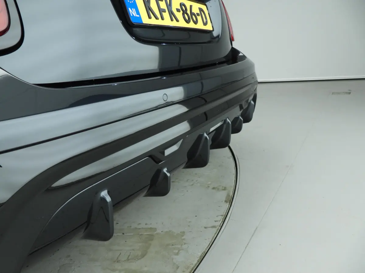 2.0 C John Cooper Works XL Stuurwielrand verwarmd | Comfort Access | Harman Kardon | Head-Up | Driving Assistant Plus