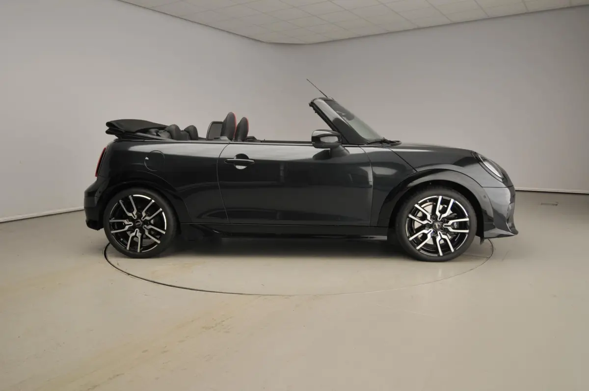 2.0 C John Cooper Works XL Stuurwielrand verwarmd | Comfort Access | Harman Kardon | Head-Up | Driving Assistant Plus