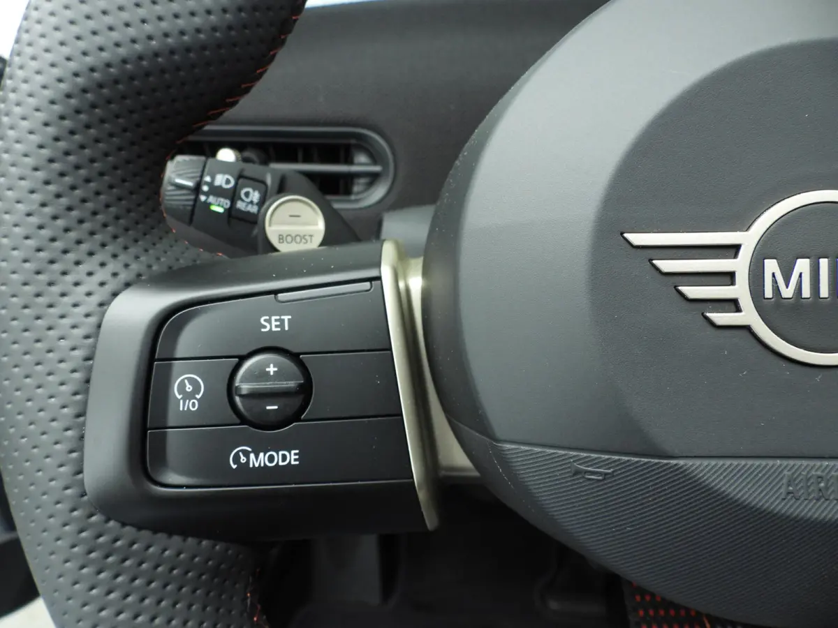 2.0 C John Cooper Works XL Stuurwielrand verwarmd | Comfort Access | Harman Kardon | Head-Up | Driving Assistant Plus