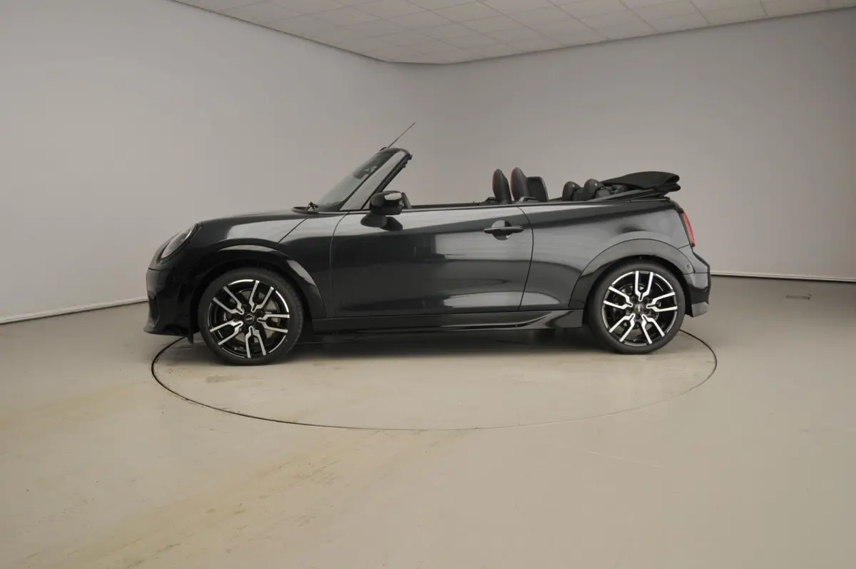 2.0 C John Cooper Works XL Stuurwielrand verwarmd | Comfort Access | Harman Kardon | Head-Up | Driving Assistant Plus
