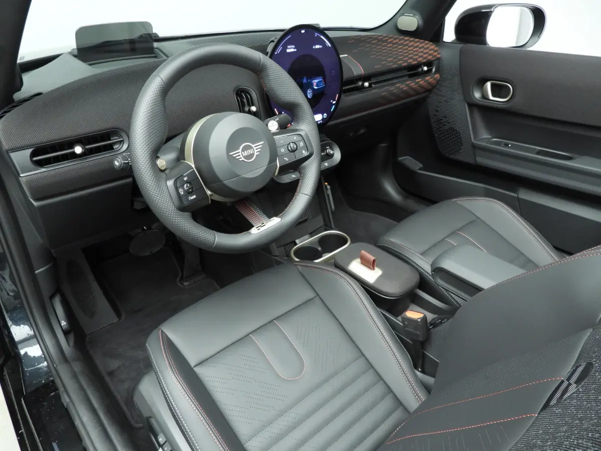 2.0 C John Cooper Works XL Stuurwielrand verwarmd | Comfort Access | Harman Kardon | Head-Up | Driving Assistant Plus