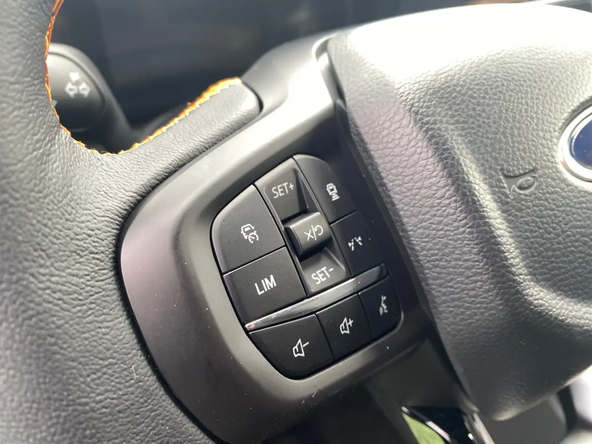 Wildtrak PHEV | DIRECT LEVERBAAR |  278PK | Trekhaak | Blis | 12" Infotainment scherm met SYNC 4 | Elektrisch 8-weg verstelbare en verwarmbare stoelen | 18" Lichtmetalen velgen