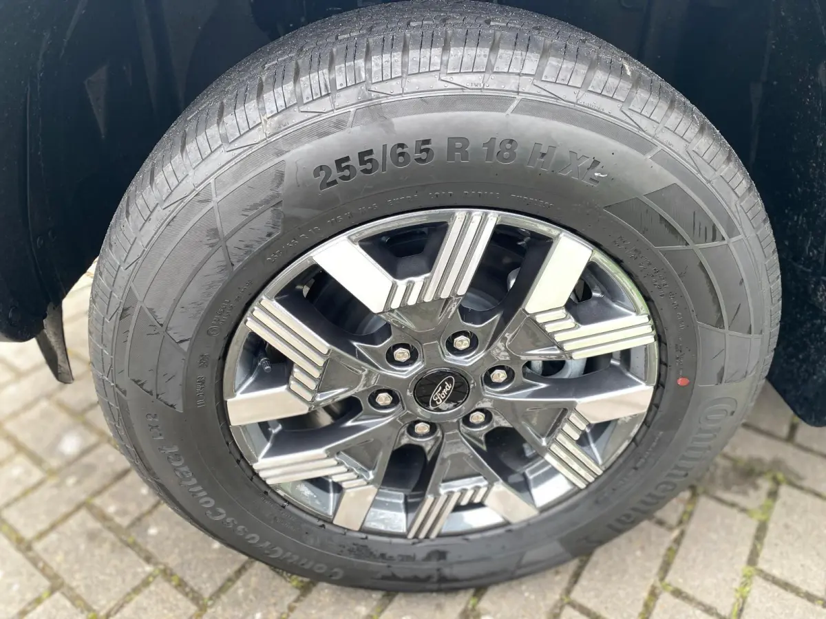 Wildtrak PHEV | DIRECT LEVERBAAR |  278PK | Trekhaak | Blis | 12" Infotainment scherm met SYNC 4 | Elektrisch 8-weg verstelbare en verwarmbare stoelen | 18" Lichtmetalen velgen