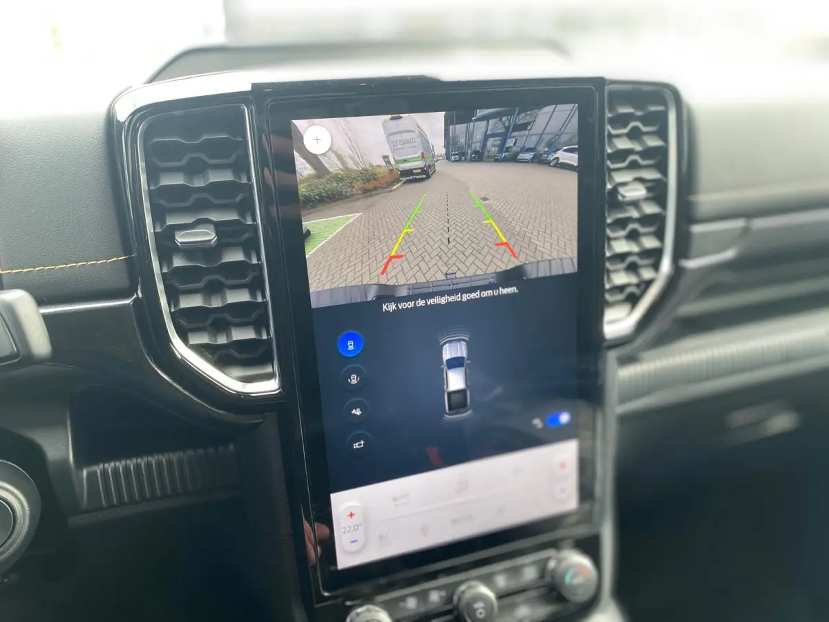 Wildtrak PHEV | DIRECT LEVERBAAR |  278PK | Trekhaak | Blis | 12" Infotainment scherm met SYNC 4 | Elektrisch 8-weg verstelbare en verwarmbare stoelen | 18" Lichtmetalen velgen