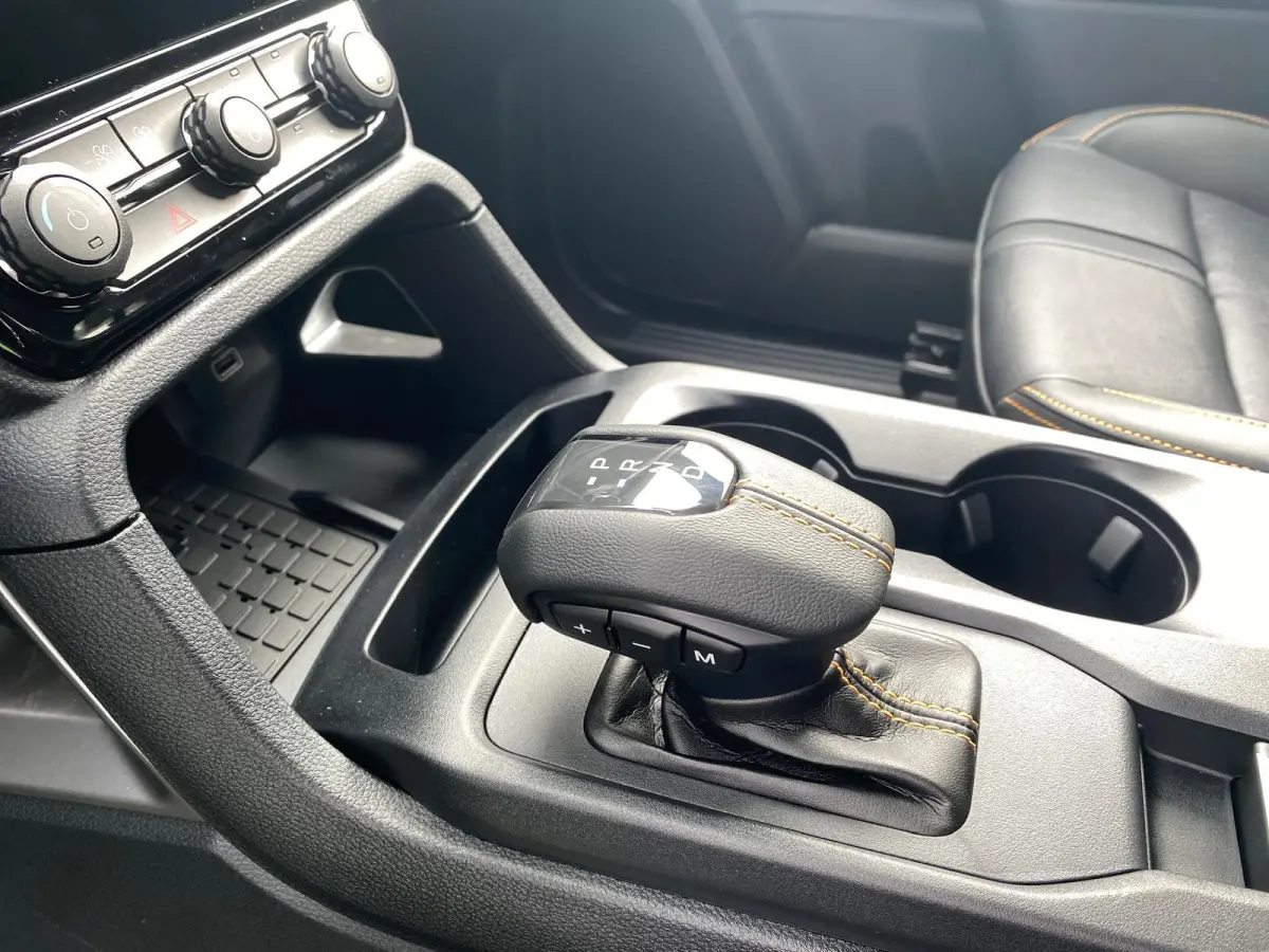 Wildtrak PHEV | DIRECT LEVERBAAR |  278PK | Trekhaak | Blis | 12" Infotainment scherm met SYNC 4 | Elektrisch 8-weg verstelbare en verwarmbare stoelen | 18" Lichtmetalen velgen