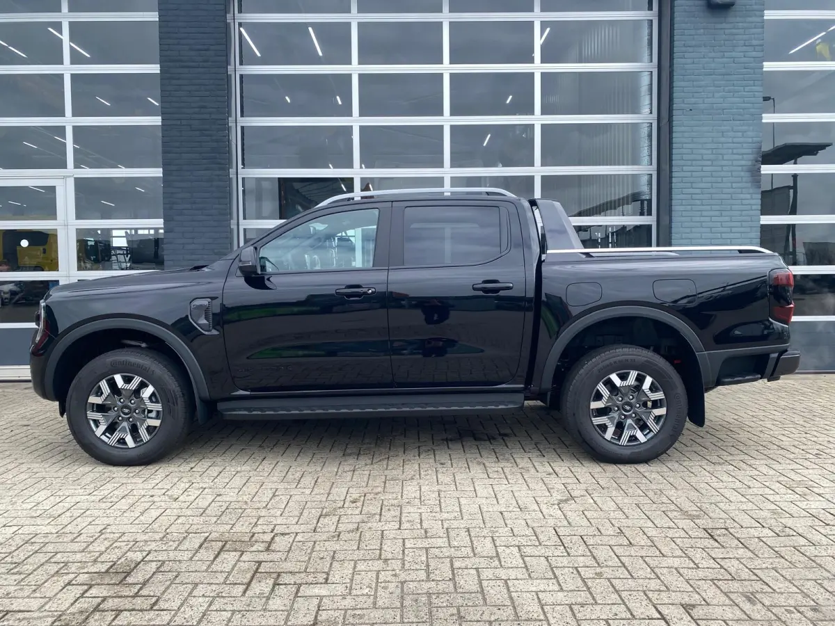 Wildtrak PHEV | DIRECT LEVERBAAR |  278PK | Trekhaak | Blis | 12" Infotainment scherm met SYNC 4 | Elektrisch 8-weg verstelbare en verwarmbare stoelen | 18" Lichtmetalen velgen