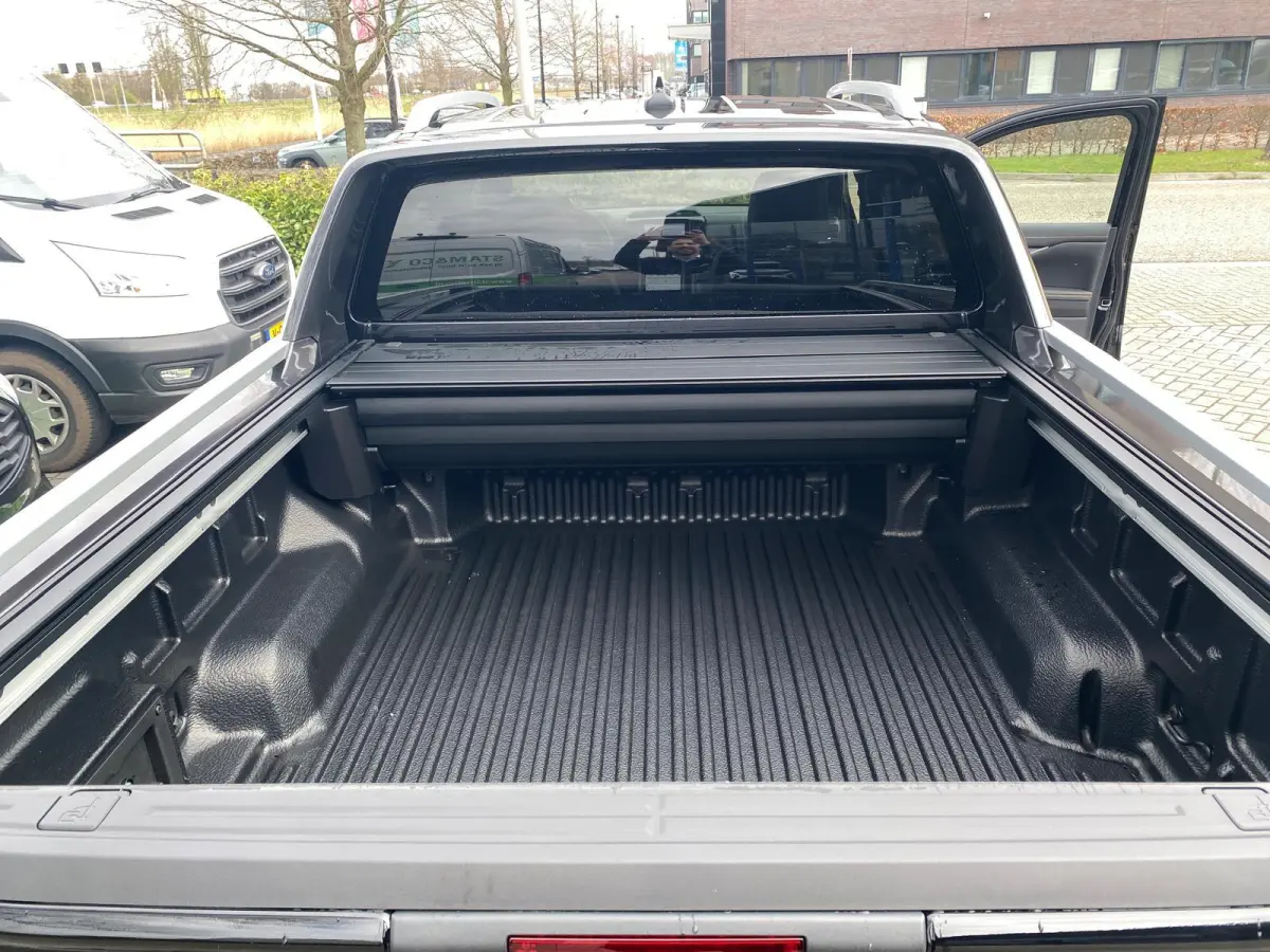 Wildtrak PHEV | DIRECT LEVERBAAR |  278PK | Trekhaak | Blis | 12" Infotainment scherm met SYNC 4 | Elektrisch 8-weg verstelbare en verwarmbare stoelen | 18" Lichtmetalen velgen