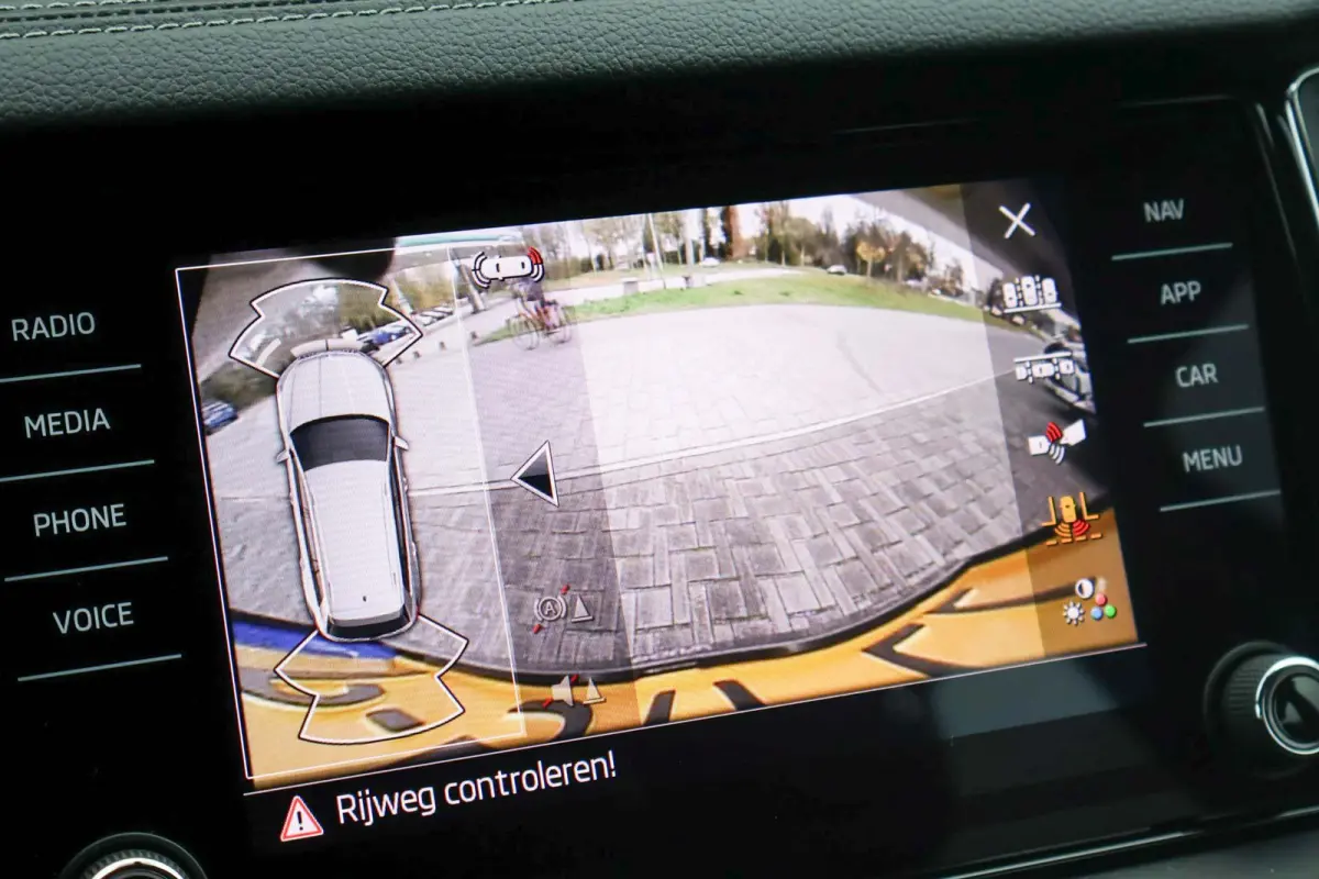 1.5 TSI 150pk DSG Business Edition 7p. | Navigatie | Climate | Parkeersensoren Voor / Achter | Apple Carplay/Android Auto