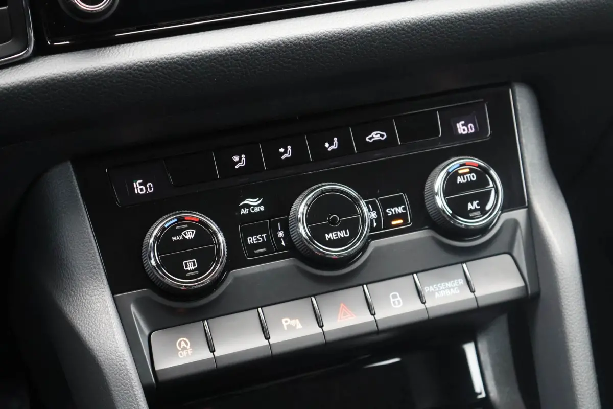 1.5 TSI 150pk DSG Business Edition 7p. | Navigatie | Climate | Parkeersensoren Voor / Achter | Apple Carplay/Android Auto