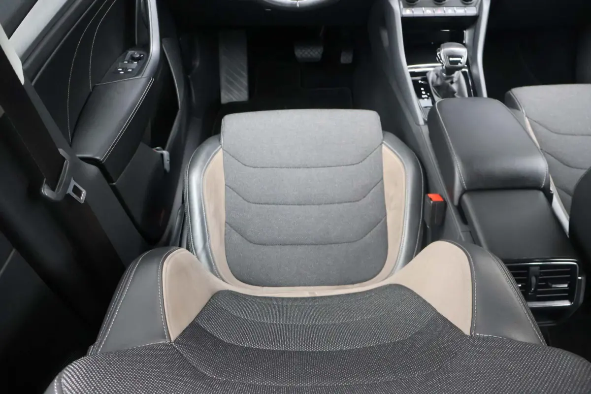 1.5 TSI 150pk DSG Business Edition 7p. | Navigatie | Climate | Parkeersensoren Voor / Achter | Apple Carplay/Android Auto