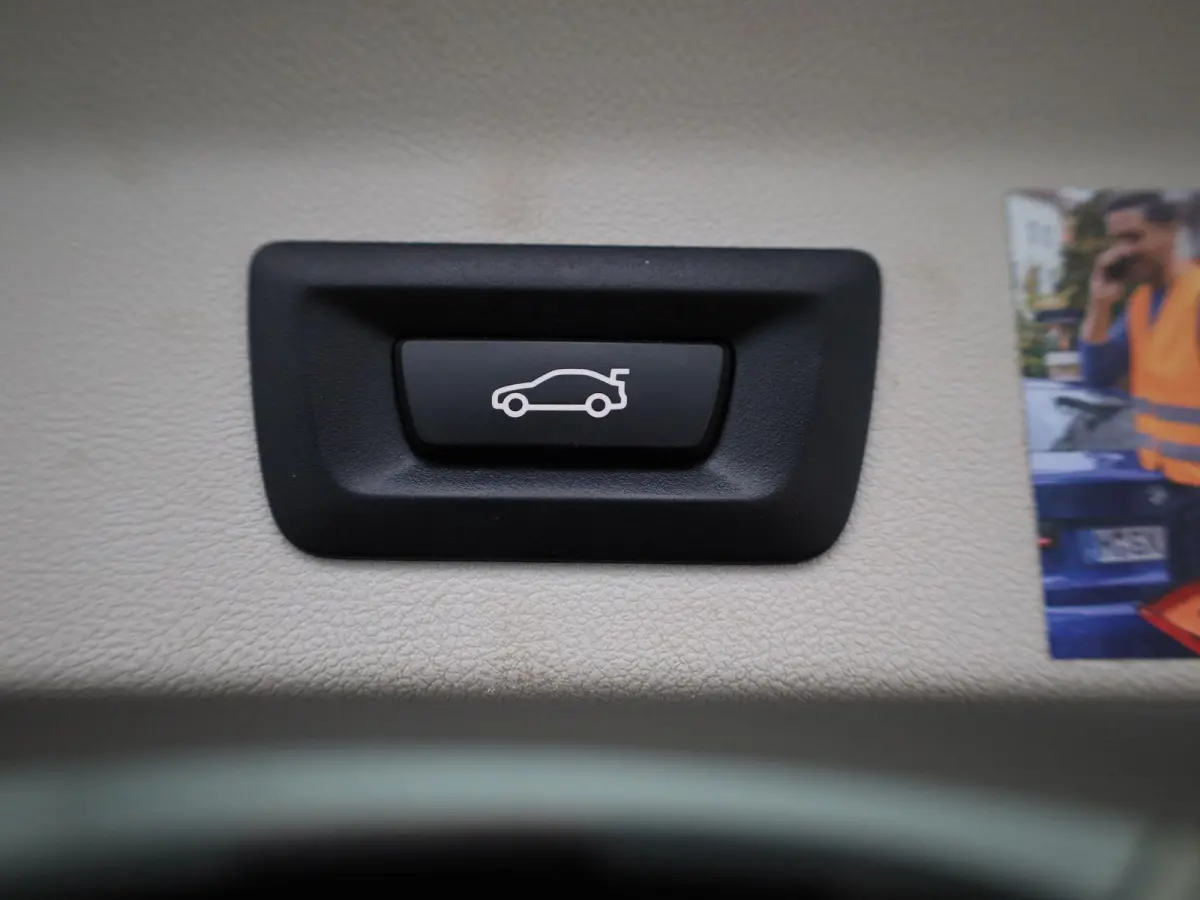xDrive30e | Automaat | Apple Carplay | Camera | Parkeersensoren | Navigatie |