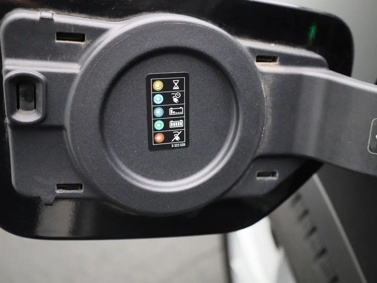 xDrive30e | Automaat | Apple Carplay | Camera | Parkeersensoren | Navigatie |