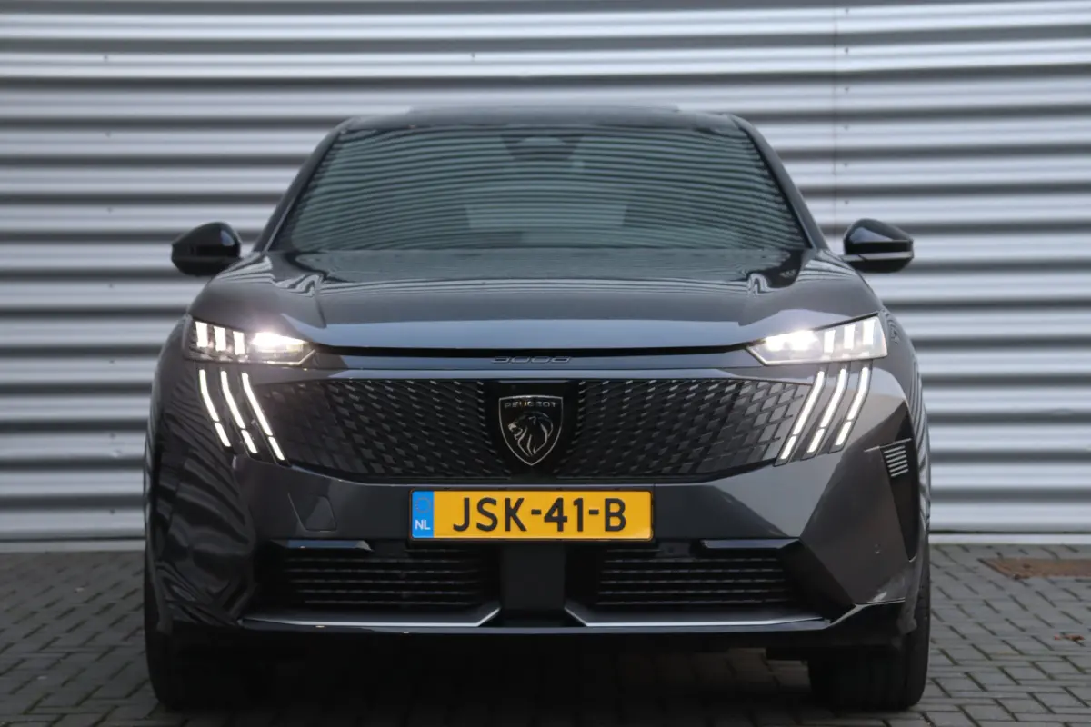 DUAL MOTOR 73KWH GT LAUNCH EDITION 325PK / NAVI / LEDER / CLIMA / FULL-LED / 20" LMV / KEYLESS / WARMTEPOMP / PANO. DAK / 360° CAMERA / ADAPT. CRUISECONTROL / WINTERPAKKET / NIEUWSTAAT !!