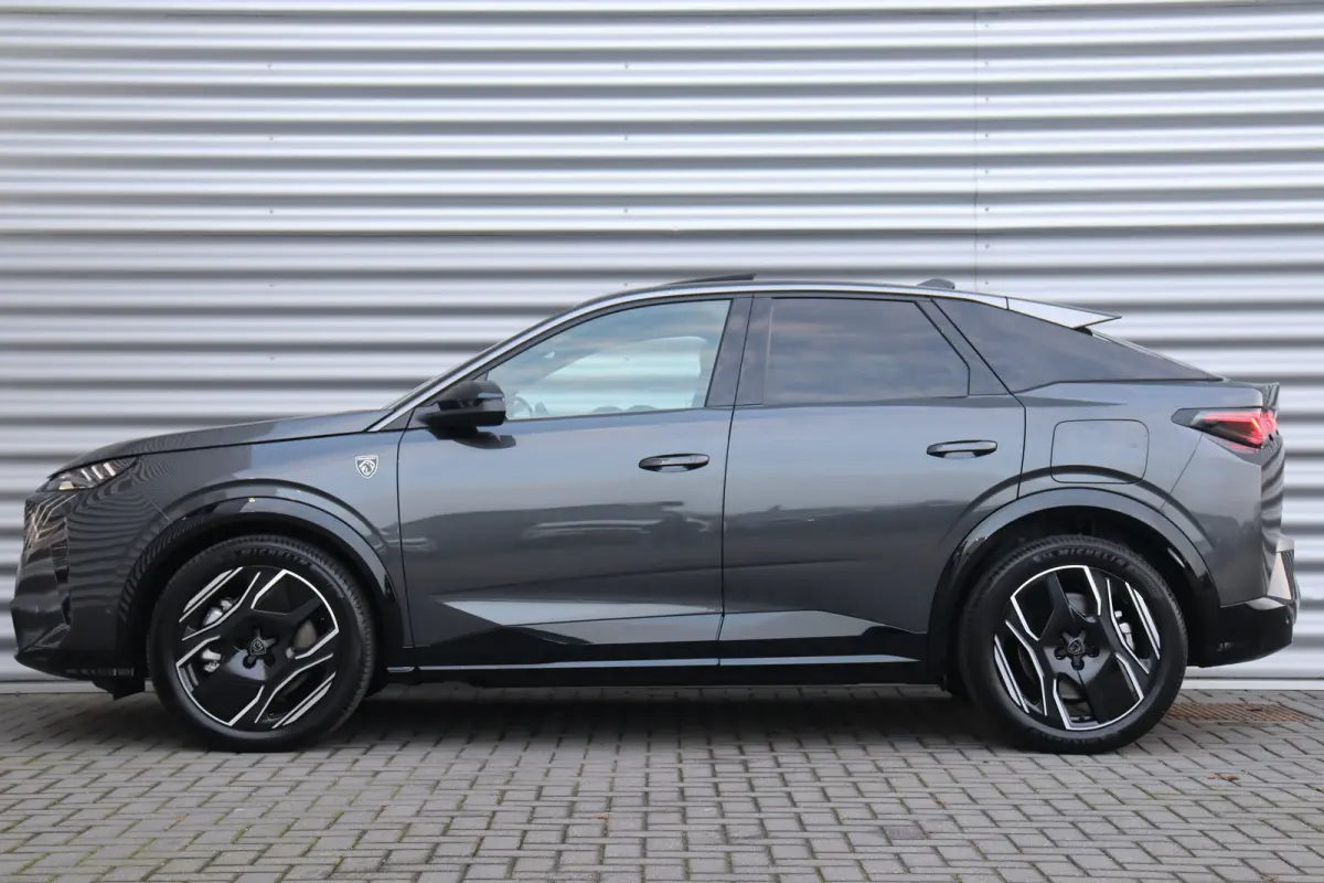 DUAL MOTOR 73KWH GT LAUNCH EDITION 325PK / NAVI / LEDER / CLIMA / FULL-LED / 20" LMV / KEYLESS / WARMTEPOMP / PANO. DAK / 360° CAMERA / ADAPT. CRUISECONTROL / WINTERPAKKET / NIEUWSTAAT !!