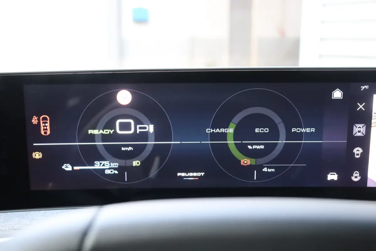 DUAL MOTOR 73KWH GT LAUNCH EDITION 325PK / NAVI / LEDER / CLIMA / FULL-LED / 20" LMV / KEYLESS / WARMTEPOMP / PANO. DAK / 360° CAMERA / ADAPT. CRUISECONTROL / WINTERPAKKET / NIEUWSTAAT !!