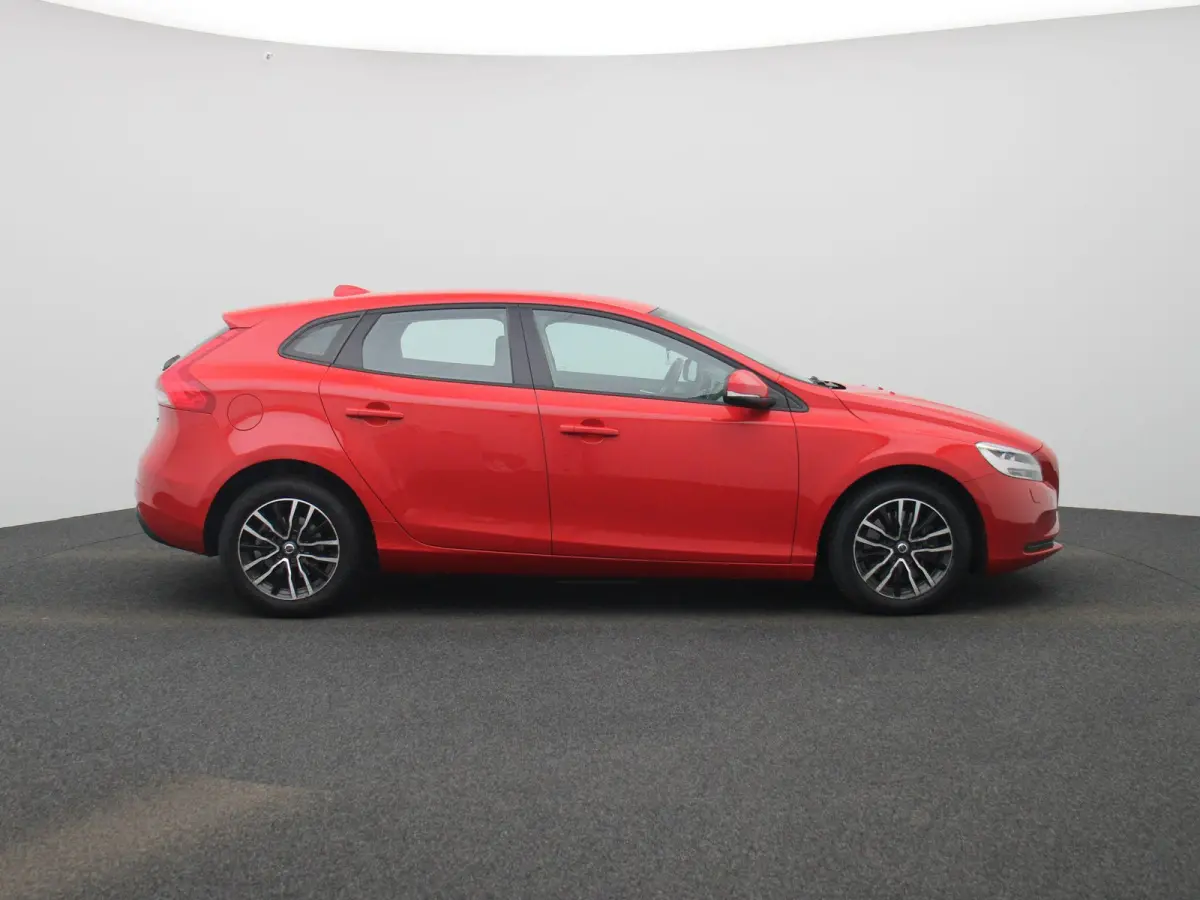 1.5 T2 Nordic+ | Automaat | Stoelverwarming | Parkeersensoren | Trekhaak |