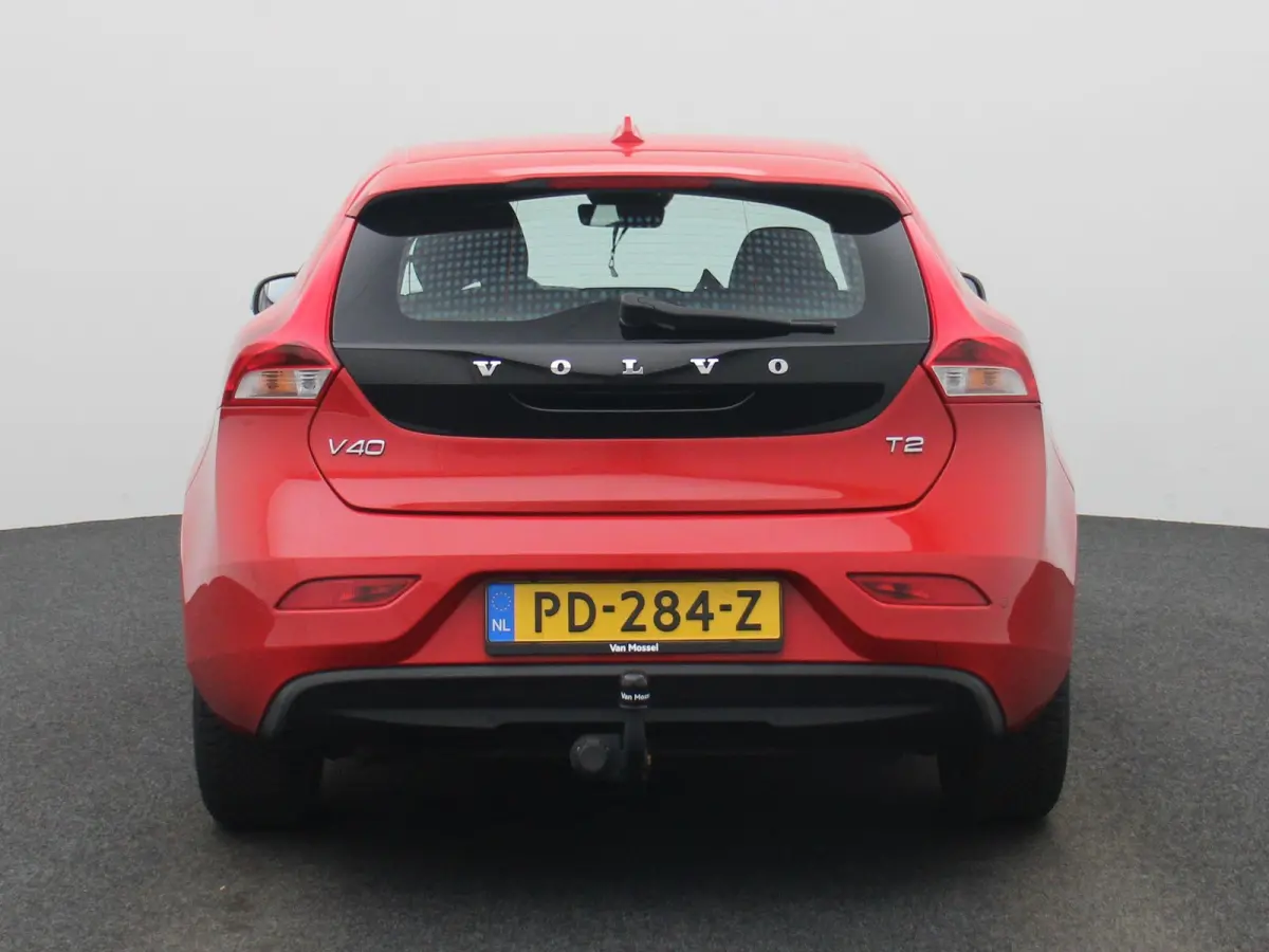 1.5 T2 Nordic+ | Automaat | Stoelverwarming | Parkeersensoren | Trekhaak |
