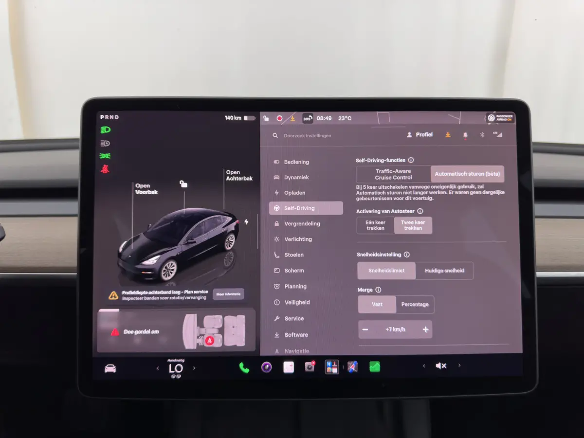 Standard RWD Plus 60 kWh [3-Fase-11kW] {SoH-90%} (INCL-BTW) Aut. *PANO | AUTOPILOT | LEATHER | KEYLESS | FULL-LED | MEMORY-PACK | TOPVIEW | DAB | CARPLAY | DIGI-COCKPIT | LANE-ASSIST | HEATE