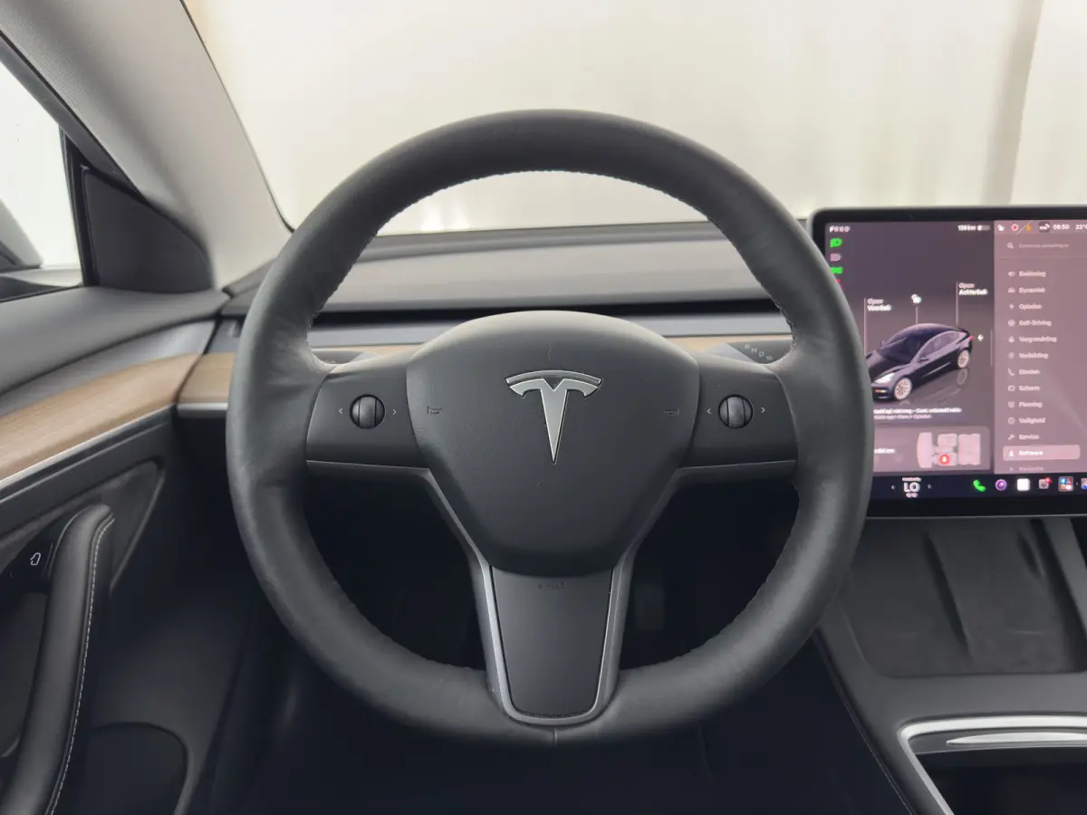 Standard RWD Plus 60 kWh [3-Fase-11kW] {SoH-90%} (INCL-BTW) Aut. *PANO | AUTOPILOT | LEATHER | KEYLESS | FULL-LED | MEMORY-PACK | TOPVIEW | DAB | CARPLAY | DIGI-COCKPIT | LANE-ASSIST | HEATE