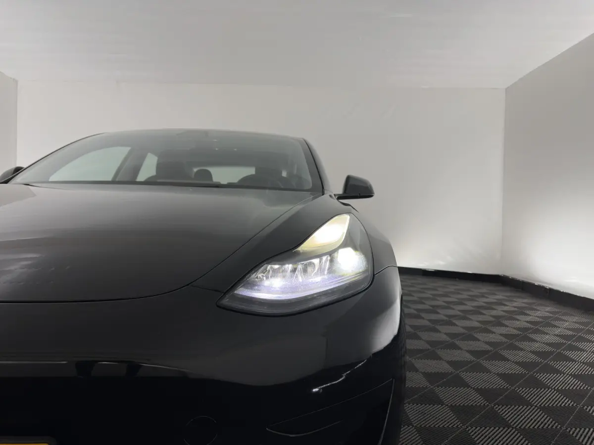 Standard RWD Plus 60 kWh [3-Fase-11kW] {SoH-90%} (INCL-BTW) Aut. *PANO | AUTOPILOT | LEATHER | KEYLESS | FULL-LED | MEMORY-PACK | TOPVIEW | DAB | CARPLAY | DIGI-COCKPIT | LANE-ASSIST | HEATE