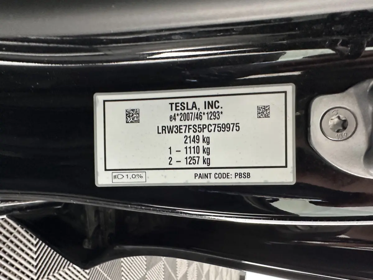 Standard RWD Plus 60 kWh [3-Fase-11kW] {SoH-90%} (INCL-BTW) Aut. *PANO | AUTOPILOT | LEATHER | KEYLESS | FULL-LED | MEMORY-PACK | TOPVIEW | DAB | CARPLAY | DIGI-COCKPIT | LANE-ASSIST | HEATE