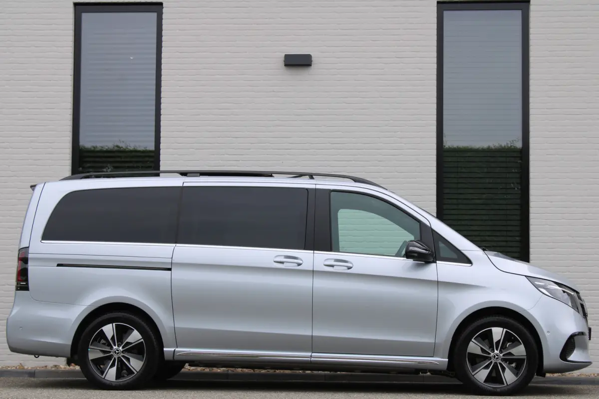 300 L2 / AMG / Luchtvering / Panorama / 7-Persoons / Burmester / Vol Opties / NIEUWSTAAT
