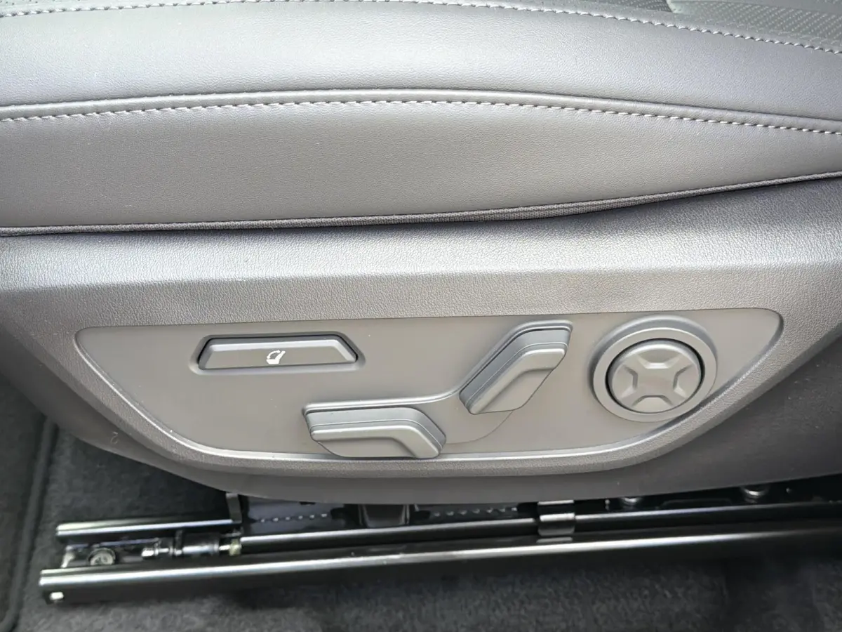 1.6T DCT7 X-Line Demo Edition | 360 Camera | Harman Kardon | Stoelventilatie | Elektrische achterklep