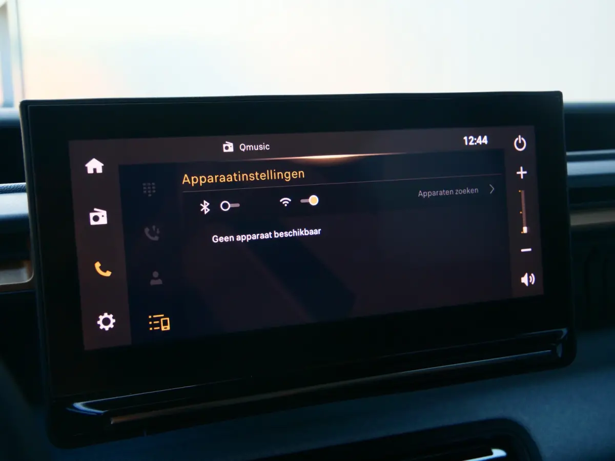1.2 Hybrid 145pk Plus Automaat Apple Carplay / DAB / Camera