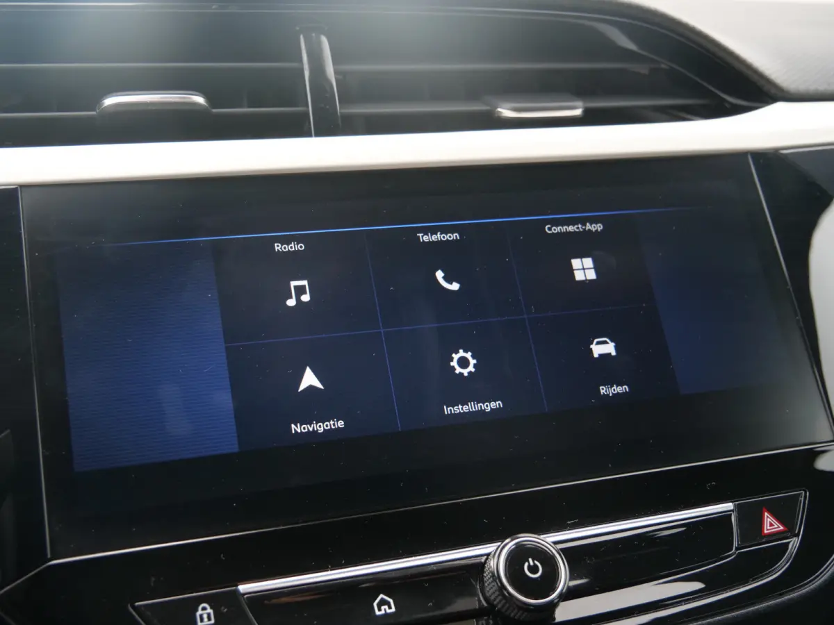 1.2 Turbo GS 100 Pk Camera / Apple Carplay / DAB