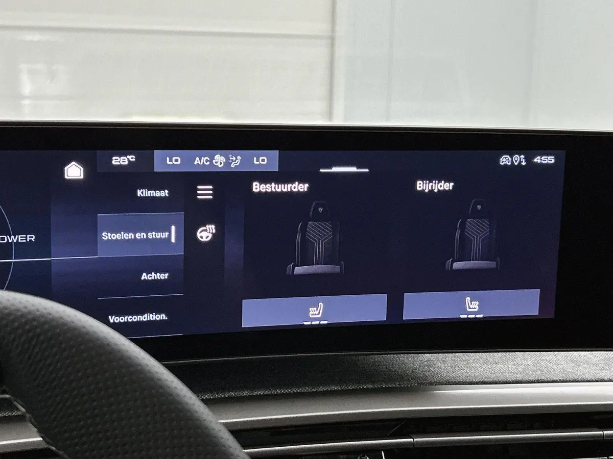 210pk GT 73 kWh 7p Automaat | 360 Camera | Elektrische Verstelb. Bestuurdersstoel | Elektrische Achterklep | Alcantara Bekleding | Navigatie | Climate Control | Adaptieve Cruise Control | Fu
