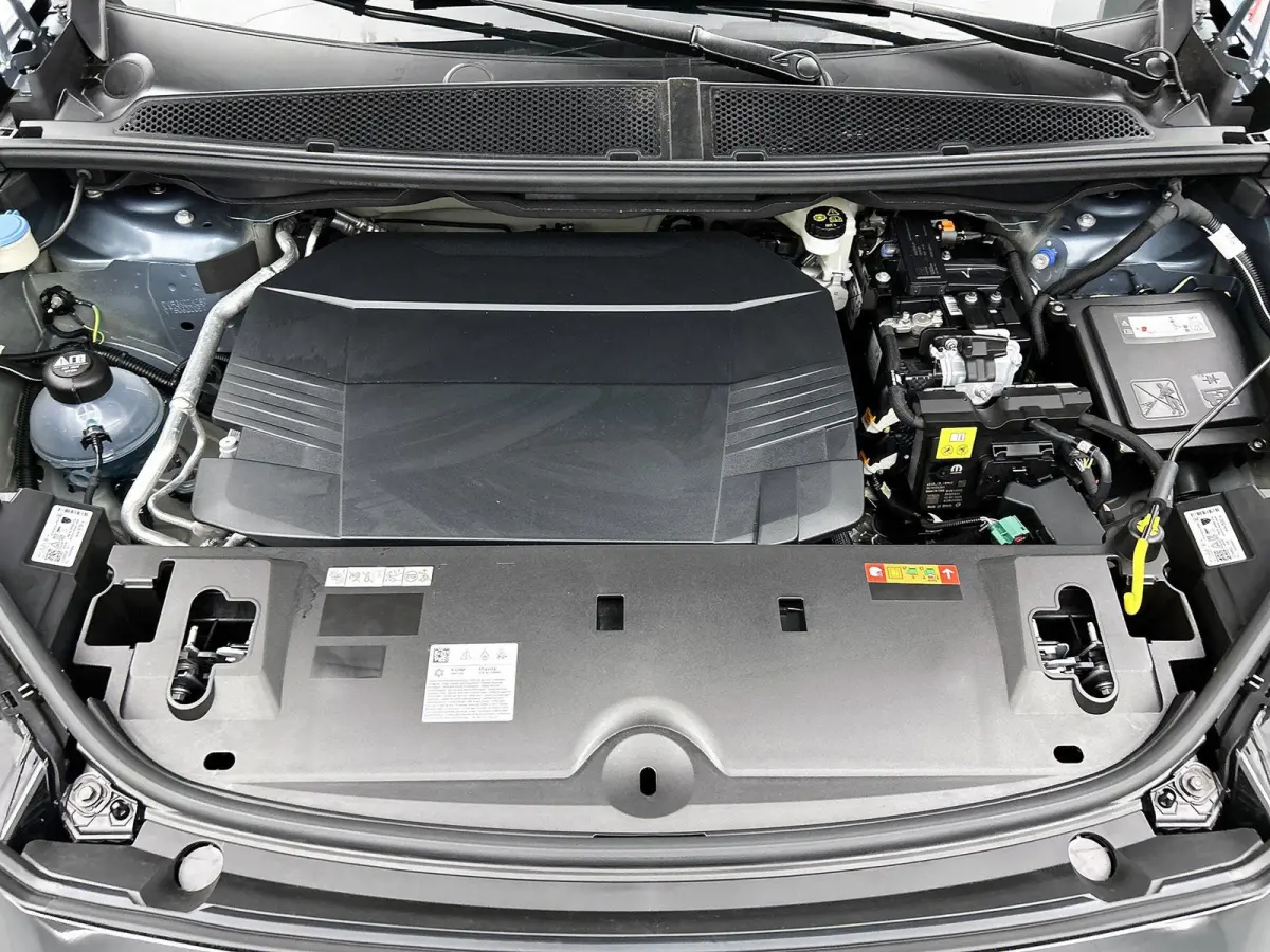 210pk GT 73 kWh 7p Automaat | 360 Camera | Elektrische Verstelb. Bestuurdersstoel | Elektrische Achterklep | Alcantara Bekleding | Navigatie | Climate Control | Adaptieve Cruise Control | Fu
