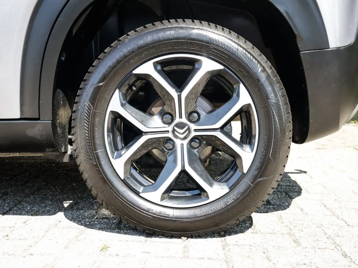 1.2 PureTech Shine 1e-Eig. & Dealer-Onderh. BOVAG-Garantie. NL-Auto.
