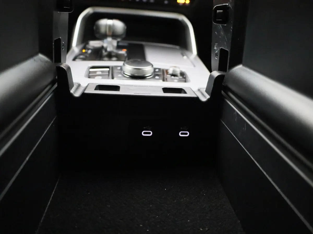 2.5 e-SkyActiv PHEV Exclusive-Line | Automaat | Apple Carplay / Android Auto | Camera | Head-up Display | Parkeersensoren |