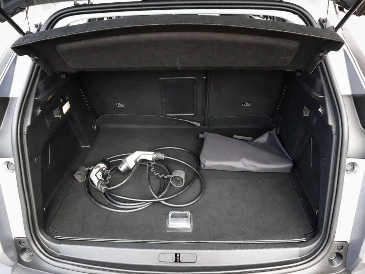 1.6 HYbrid 225 Allure 1e-Eig. & Dealer-Onderh. BOVAG-Garantie. NL-Auto.