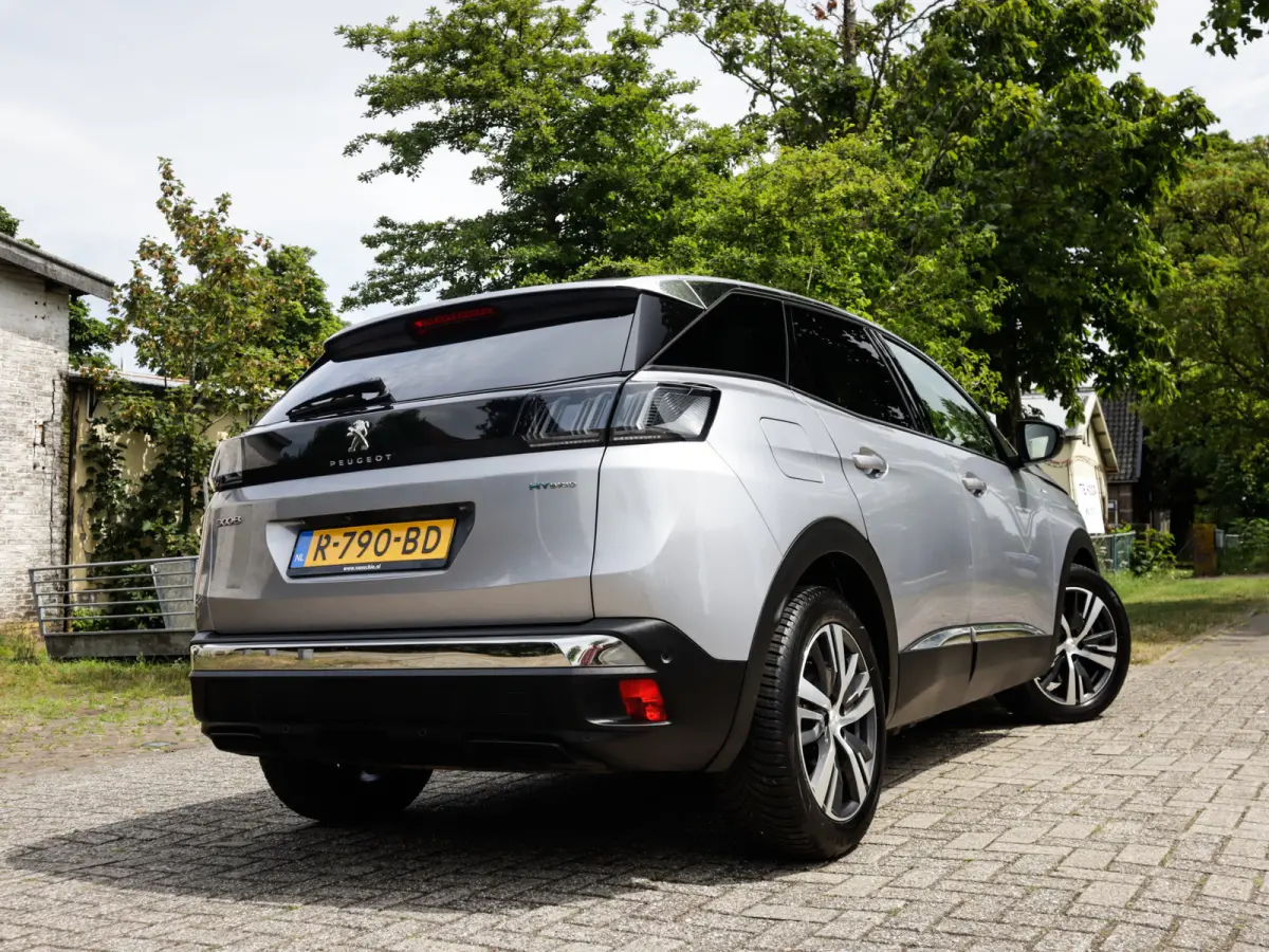 1.6 HYbrid 225 Allure 1e-Eig. & Dealer-Onderh. BOVAG-Garantie. NL-Auto.