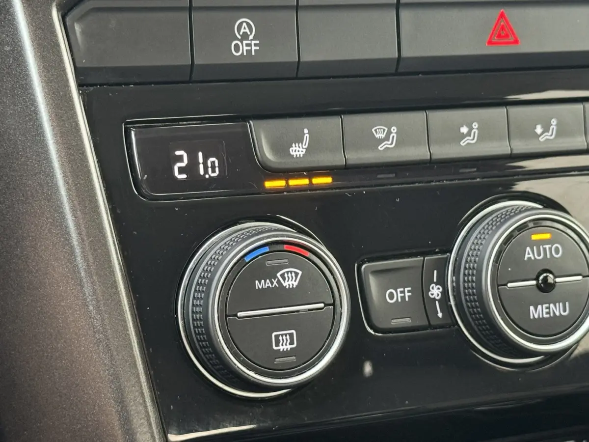 1.5 TSI Sport Camera Adaptieve cruise Digitaal dashboard Pdc voor+achter