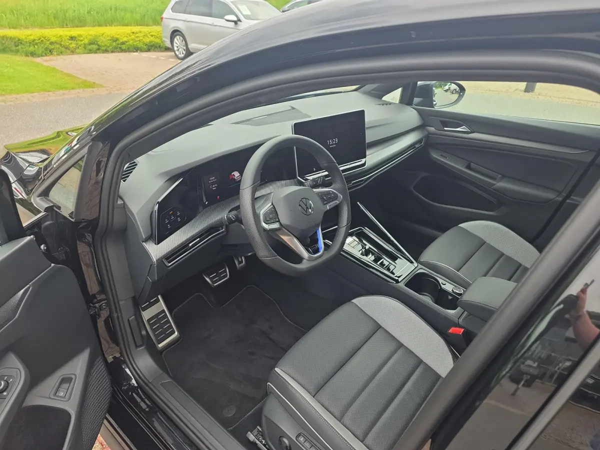 1.5 eHybrid GTE | PHEV | 272Pk | Trekhaak | Leder | 360cam | 5J Garantie | HUD | DCC |