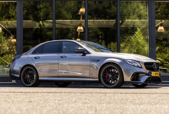 AMG 63 S 4MATIC Premium Plus