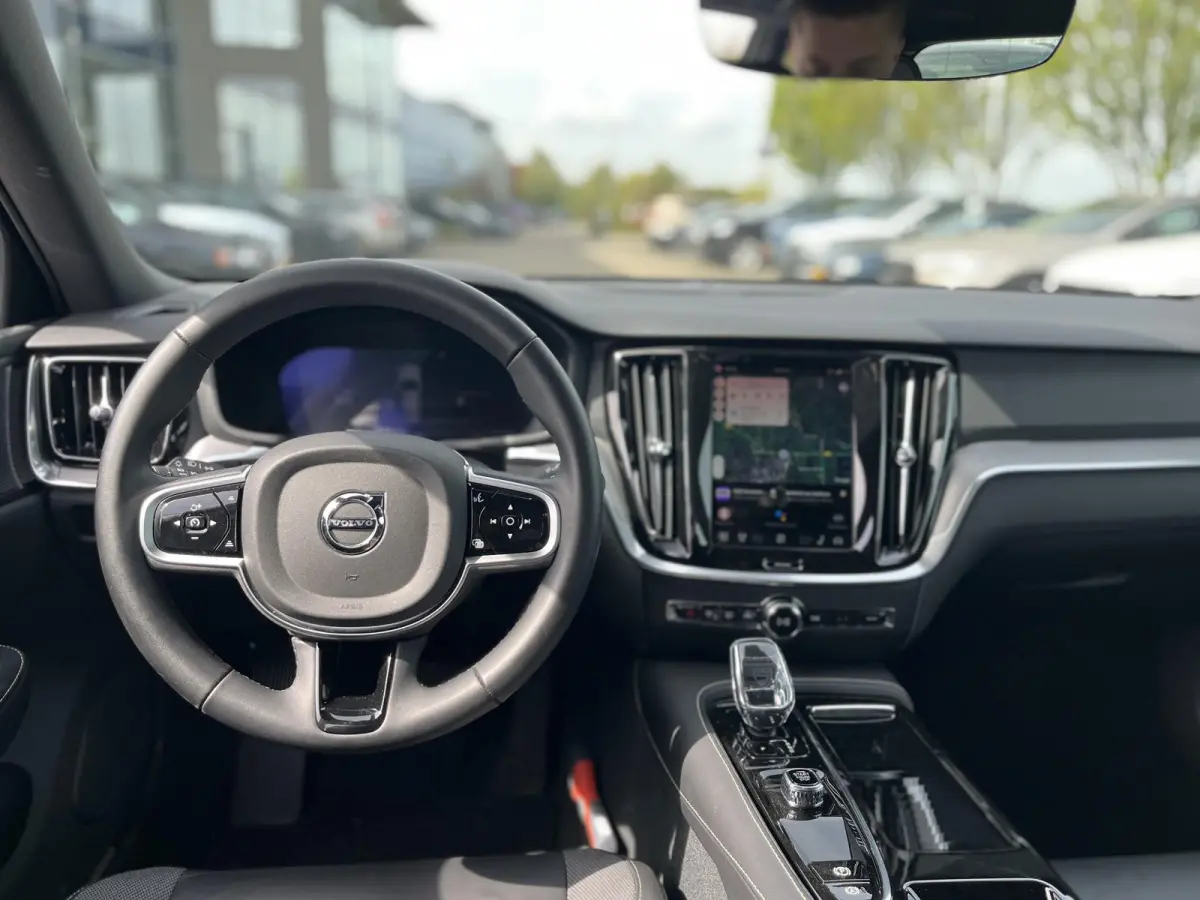 T6 Plug-in hybrid AWD Plus Dark | 360 Graden Camera| Harman / Kardon | Trekhaak | Memory Seats |