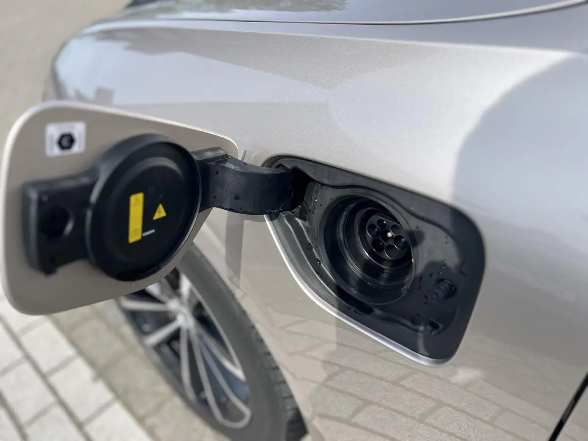 T6 Plug-in hybrid AWD Plus Dark | 360 Graden Camera| Harman / Kardon | Trekhaak | Memory Seats |