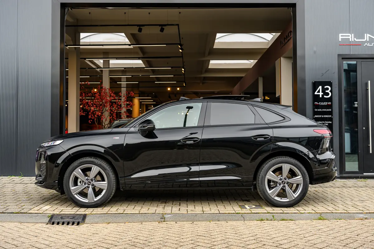 Audi Q3 S edition |Pano|Acc|360-Camera|Carplay|Fabrieksgarantie