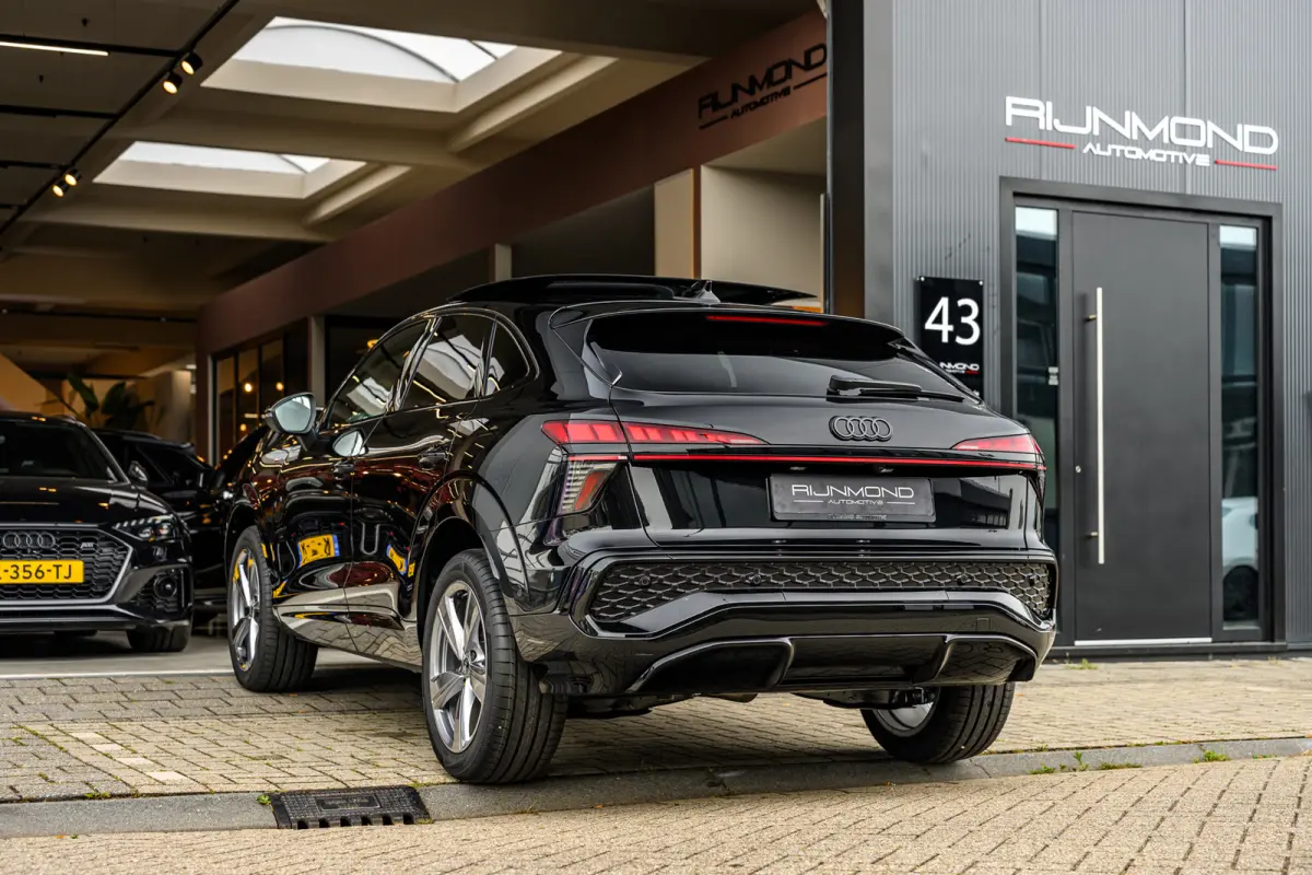 Audi Q3 S edition |Pano|Acc|360-Camera|Carplay|Fabrieksgarantie