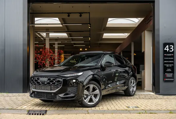 Audi Q3 S edition |Pano|Acc|360-Camera|Carplay|Fabrieksgarantie