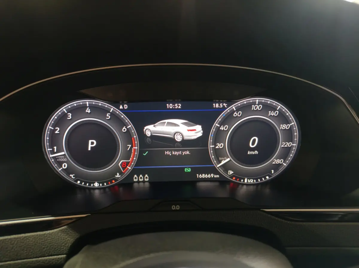 1.5 TSI Business R-LINE / NAP / PANO / DSG / KEY LESS / 20" SP VLG / FULL OPTION! / NAVI / ALCANTRA / OHB /