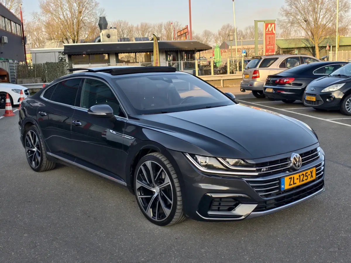 1.5 TSI Business R-LINE / NAP / PANO / DSG / KEY LESS / 20" SP VLG / FULL OPTION! / NAVI / ALCANTRA / OHB /