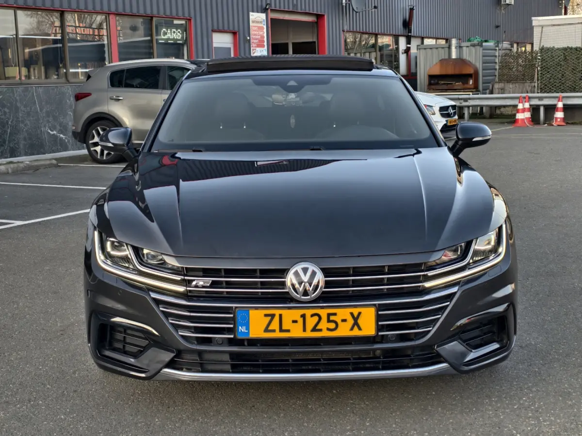 1.5 TSI Business R-LINE / NAP / PANO / DSG / KEY LESS / 20" SP VLG / FULL OPTION! / NAVI / ALCANTRA / OHB /