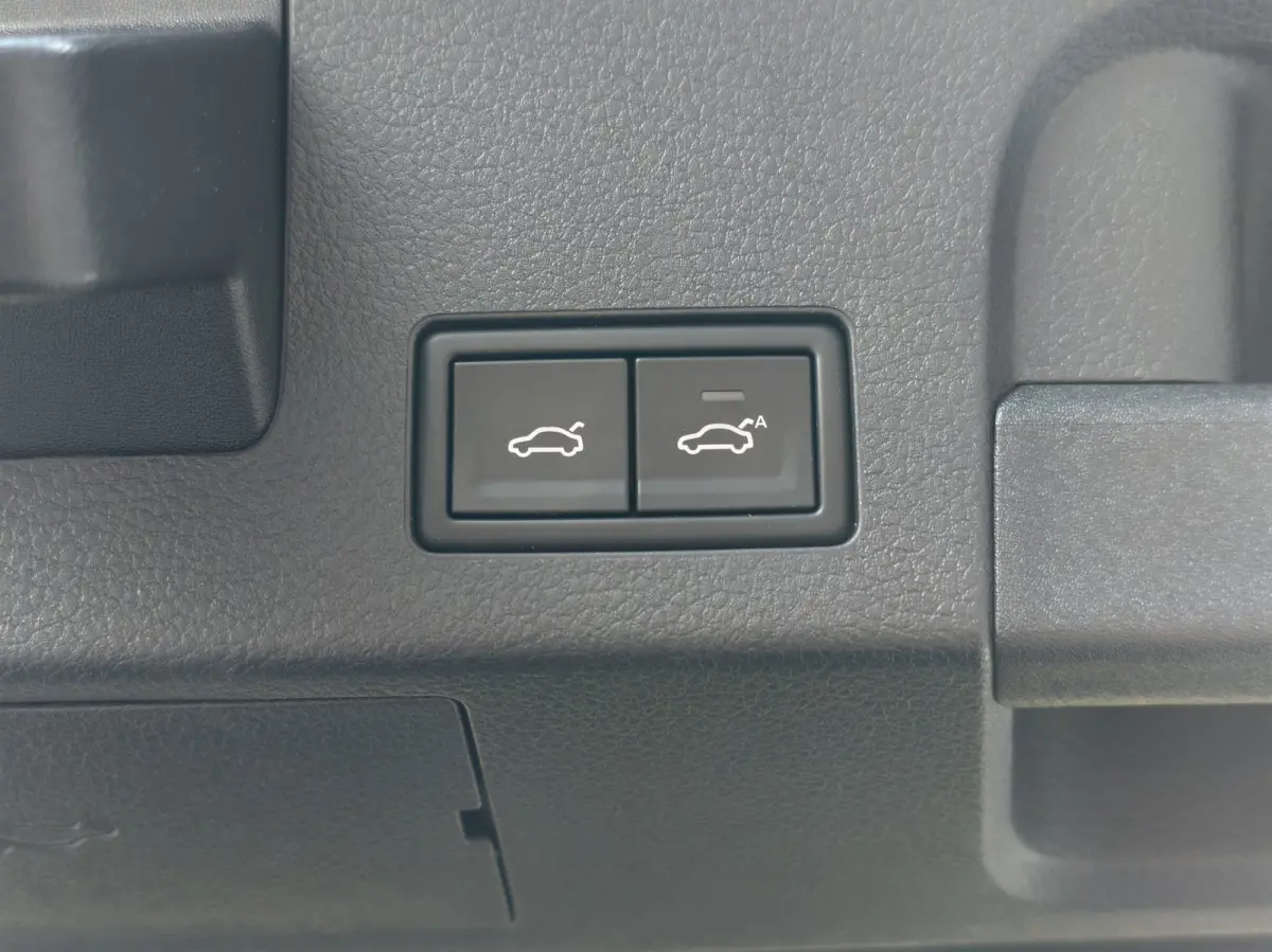 1.5 TSI Business R-LINE / NAP / PANO / DSG / KEY LESS / 20" SP VLG / FULL OPTION! / NAVI / ALCANTRA / OHB /