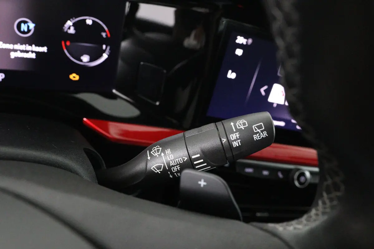 1.2 Turbo GS Line | Automaat | Dealer Onderhouden | Camera | Led Matrix | Adaptive Cruise | Stoelverwarming | Climate Control