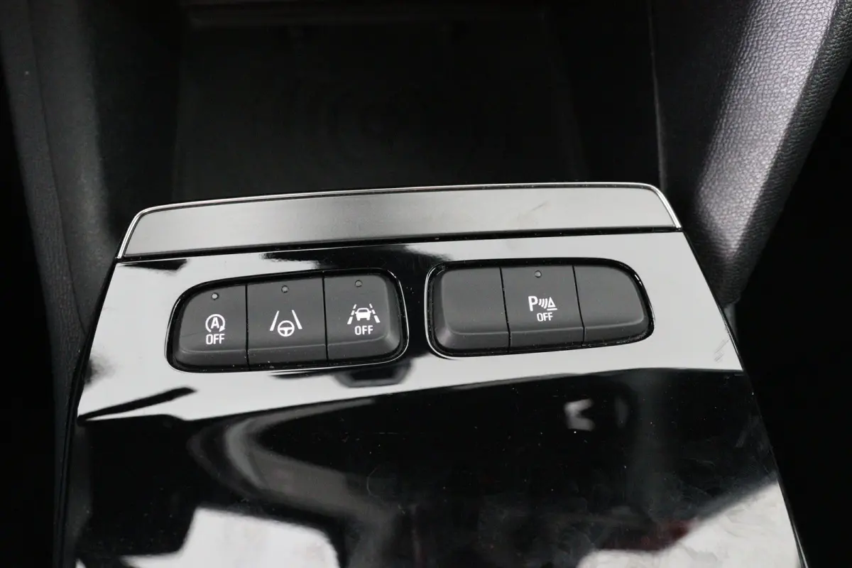 1.2 Turbo GS Line | Automaat | Dealer Onderhouden | Camera | Led Matrix | Adaptive Cruise | Stoelverwarming | Climate Control